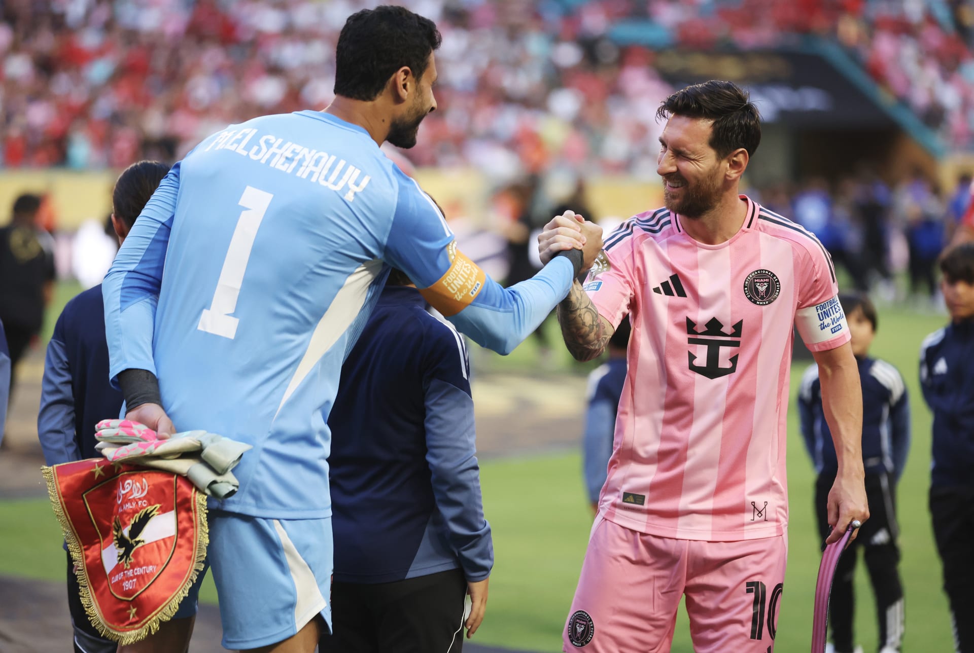 ميسي: صديق آخر يغادر الملاعب نهائيا - ميسي
