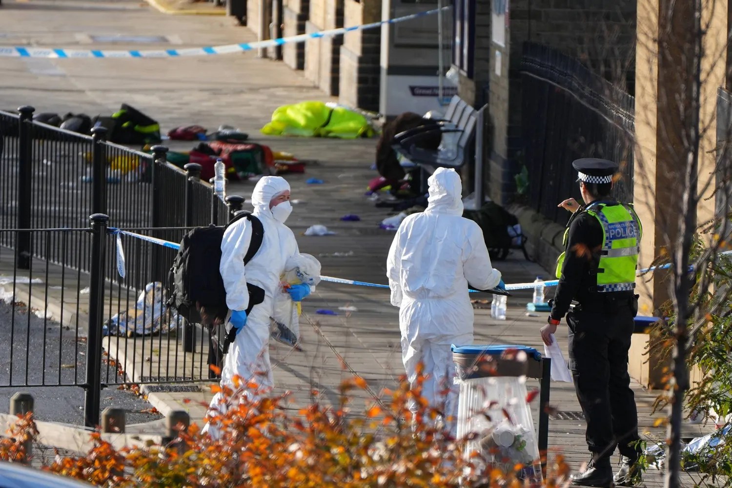 طعن جماعي قطار متجه لا دليل على أن طعن جماعي في قطار متجه - طعن جماعي قطار متجه