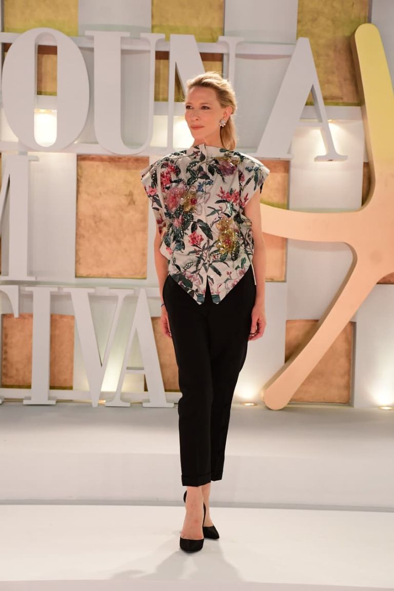 البابا ليون هوليوود البابا ليون يجذب هوليوود بحضور كيت - البابا ليون هوليوود