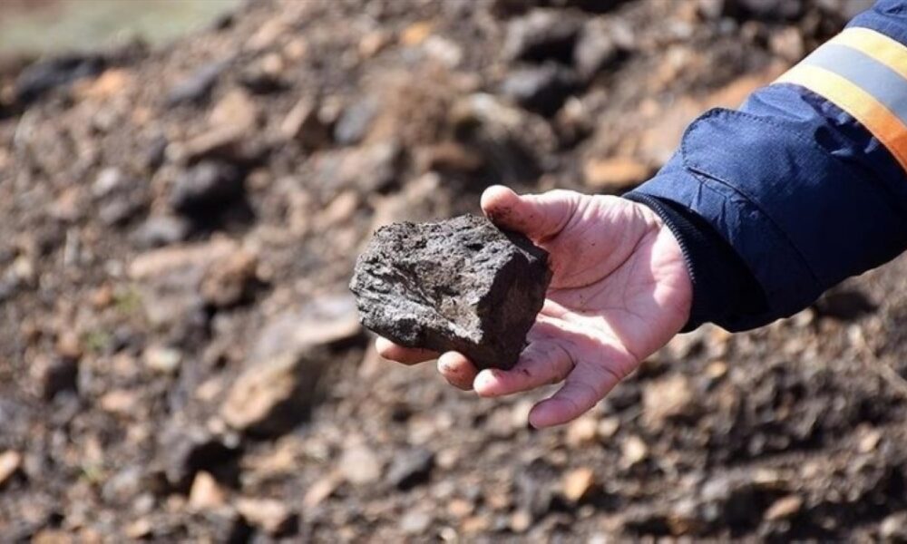 بوتين يطلب خطة لاستخراج المعادن النادرة بحلول ديسمبر - استخراج المعادن النادرة