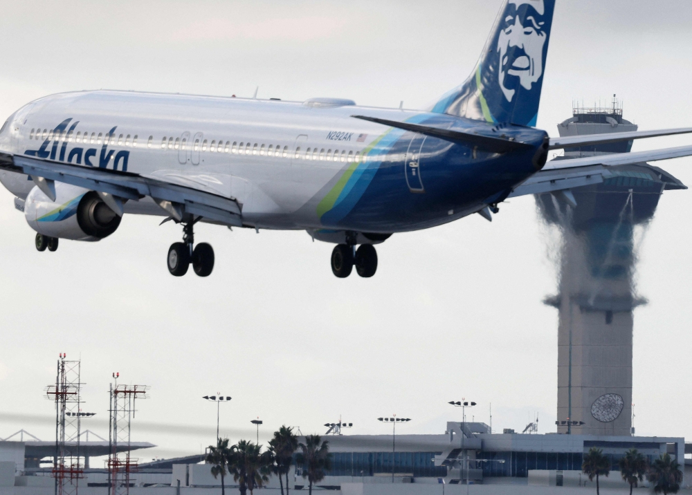 إلغاء الرحلات الجوية الأمريكية إلغاء أكثر من 700 رحلة طيران - إلغاء الرحلات الجوية الأمريكية