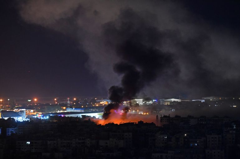 غارات إسرائيلية على جنوب لبنان وحزب الله يرفض التفاوض ويؤكد - غارات إسرائيلية على جنوب