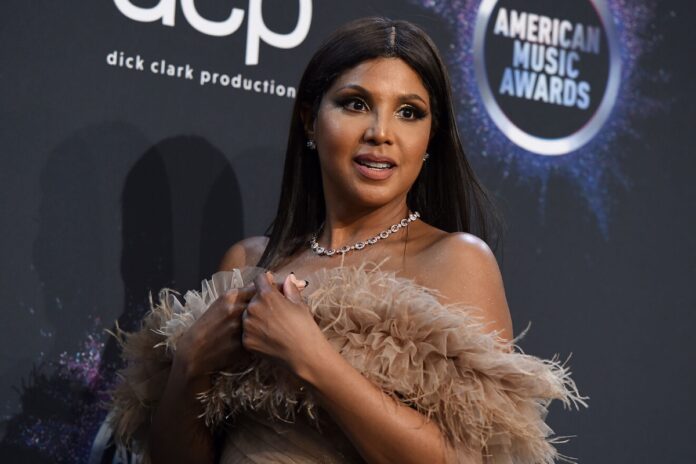 49ers يتفوقون على Panthers، ومكافري يتفوق على فريقه السابق