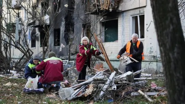 آخر مستجدات خطة السلام الروسية الأوكرانية بعد محادثات - خطة السلام الروسية الأوكرانية