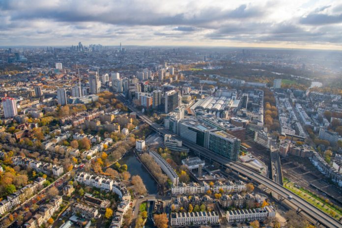 فنانو بادينغتون الموسيقي فنانو ‘بادينغتون الموسيقي’ يشرحون - فنانو بادينغتون الموسيقي