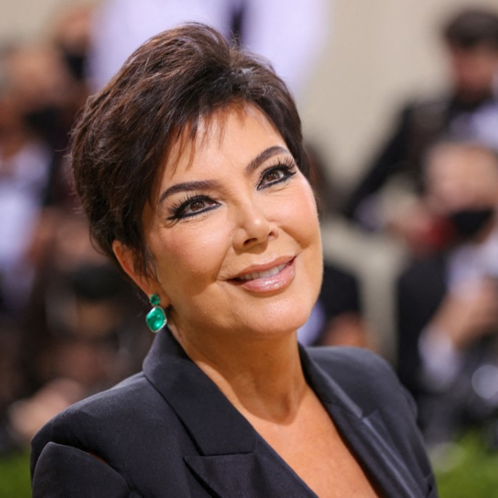 عيد ميلاد كريس جينر هاري وميغان يثيران قلق عائلة كارداشيان - عيد ميلاد كريس جينر