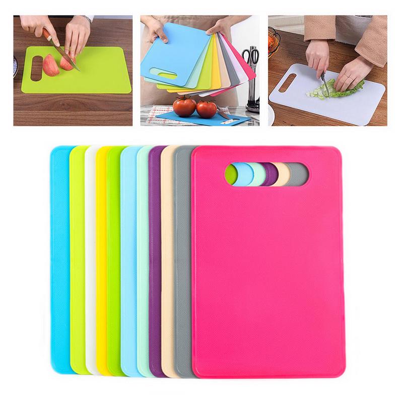 أدوات المطبخ البلاستيكية أربعة أدوات مطبخ قد تسرب جزيئات - أدوات المطبخ البلاستيكية