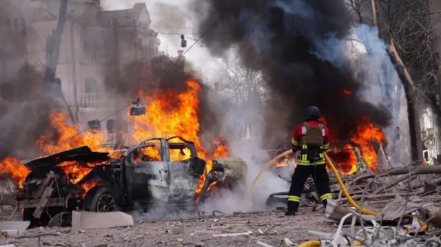 الهجوم الروسي على أوكرانيا: الغضب في كييف والانتكاسات - الهجوم الروسي على أوكرانيا