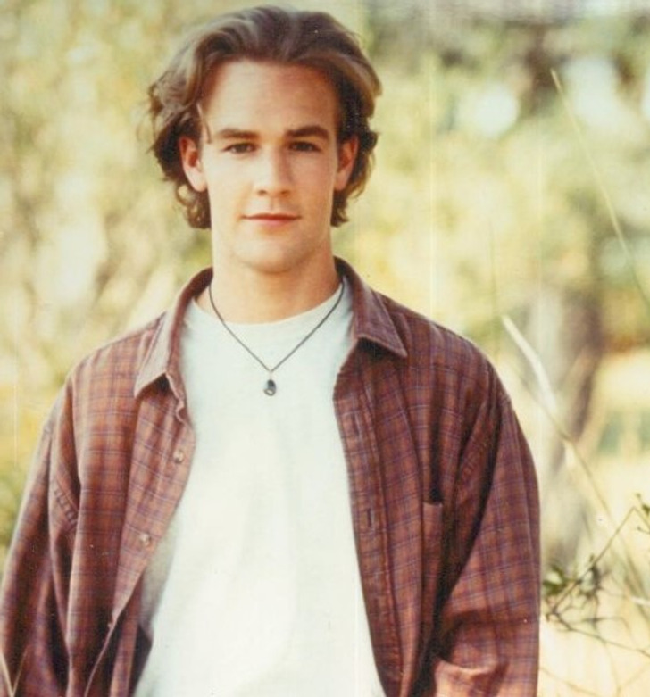 جيمس فان دير بيك يضطر لبيع تذكارات “داوسون كريك” - جيمس فان دير بيك