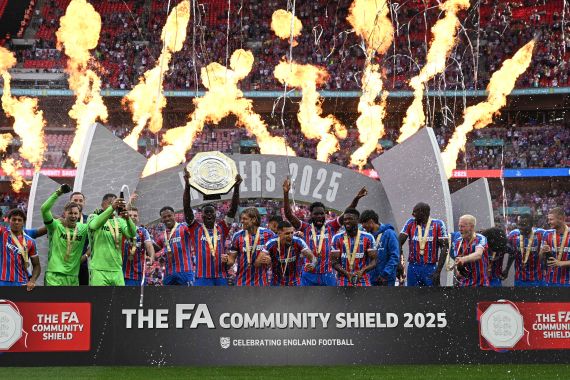 كريستال بالاس 3-1 أز ألخمار: تقرير ونتيجة وأهداف المباراة - كريستال بالاس