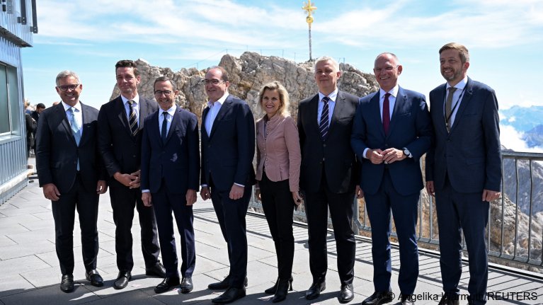 لماذا تريد المملكة المتحدة تقليد سياسات الهجرة الدنماركية؟ - سياسات الهجرة الدنماركية