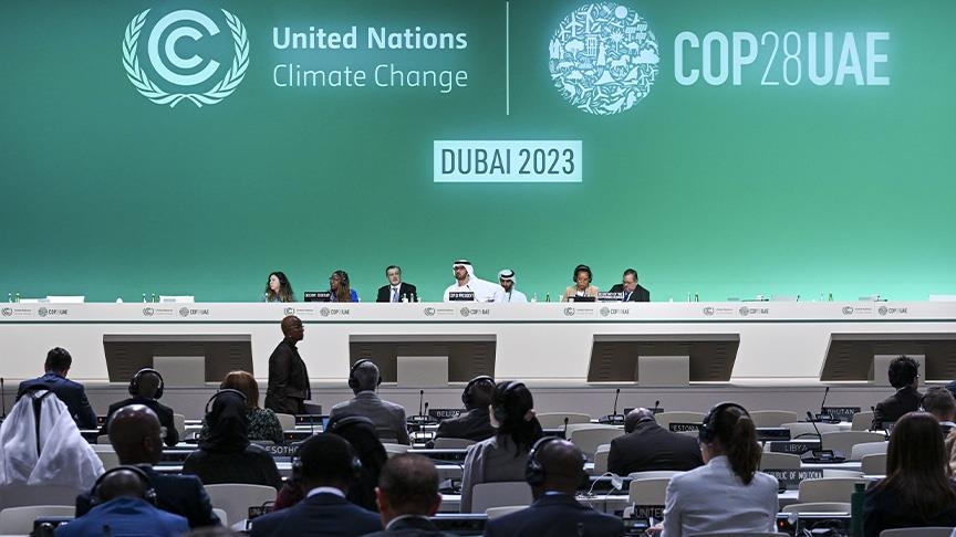 قمة المناخ 30: البرازيل تقرر تمديد المحادثات بشأن قضايا - قمة المناخ