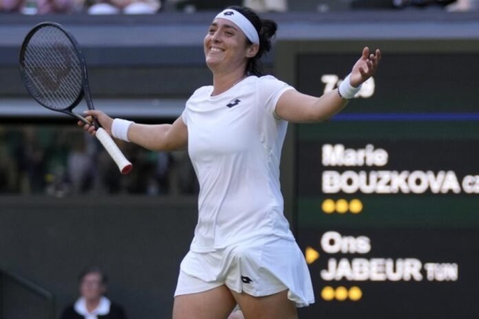 أنس جابر حامل أنس جابر تعلن أنها تنتظر مولودها الأول وتودع