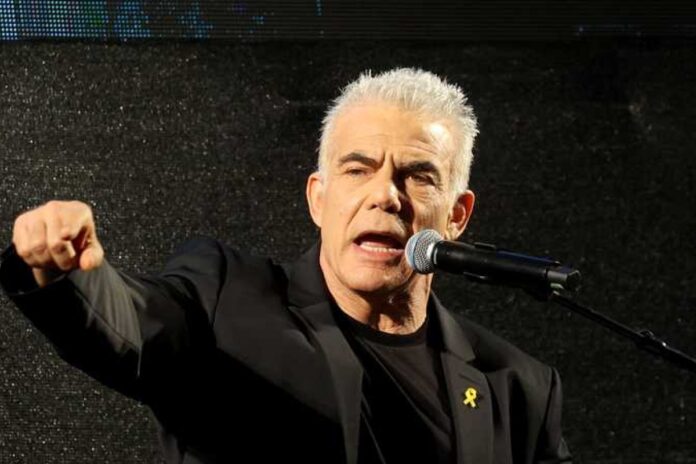 أول تعليق من لابيد على طلب نتنياهو ‘إنهاء المحاكمة’