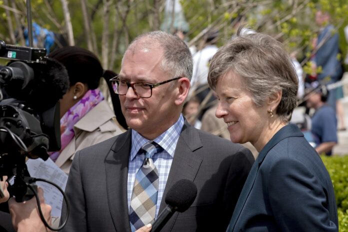 استئناف كيم ديفيس زواج المحكمة العليا ترفض استئناف كيم