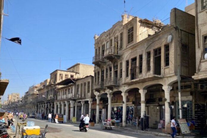 العراق: بعد أعمال ترميم مذهلة.. شارع الرشيد التاريخي يستقبل