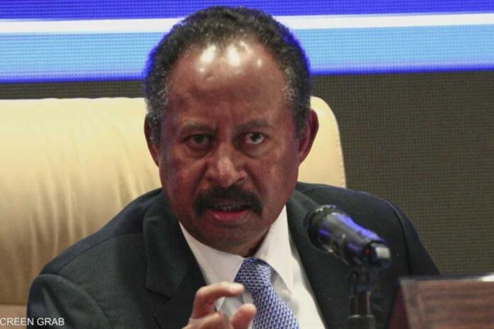 حمدوك يحذر عودة السودان حمدوك يحذر من عودة السودان إلى