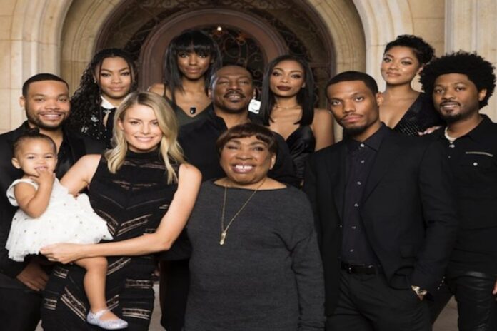 داخل شجرة عائلة إيدي ميرفي التي تضم الآن مارتن لورنس