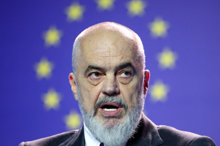 روسيا تهاجم دولة أوروبية رئيس وزراء ألبانيا: روسيا لن تهاجم