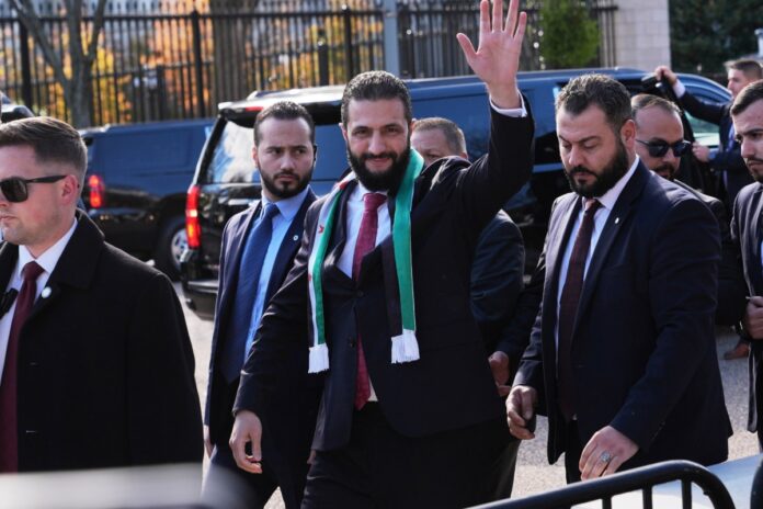 زيارة البيت الأبيض الشرع يستقبل مؤيديه بعد زيارة تاريخية