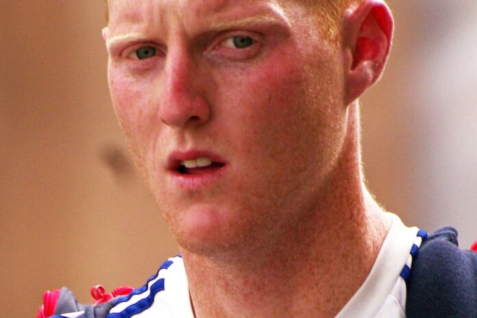 ستوكيس إنجلترا ستوكيس يدافع عن إنجلترا ضد انتقادات