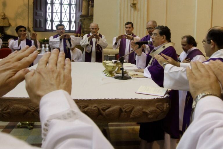 فوز الكرادلة الكرادلة ينهون سلسلة الهزائم بفوز على كاوبويز