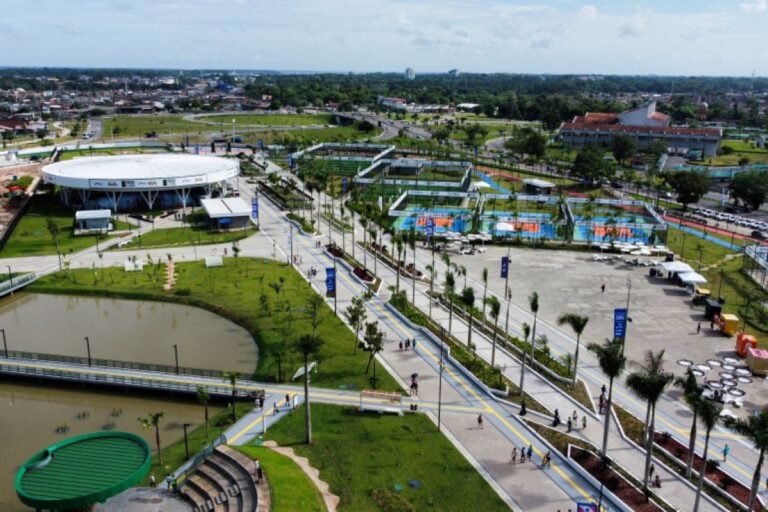 قمة المناخ البرازيل قمة المناخ في البرازيل: ماكرون يصل إلى