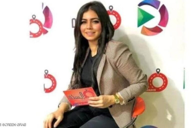 مذيعة سابقة متهمة بقتل والدتها في مشهد جريمة مروع