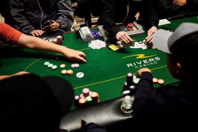 نيفيلي: لاعبو مان يونايتد المتراخون يقوضون الثقة في أماريم