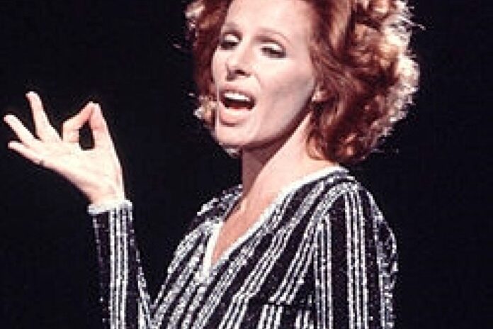 وفاة أورنيلا فانوني، “سيدة الأغنية الإيطالية” عن 91 عاماً