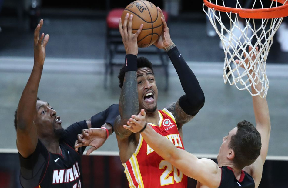 فوز هوكس دورتموند: دارنولد يتحدث عن فوز سي هوكس “المجنون” - فوز هوكس