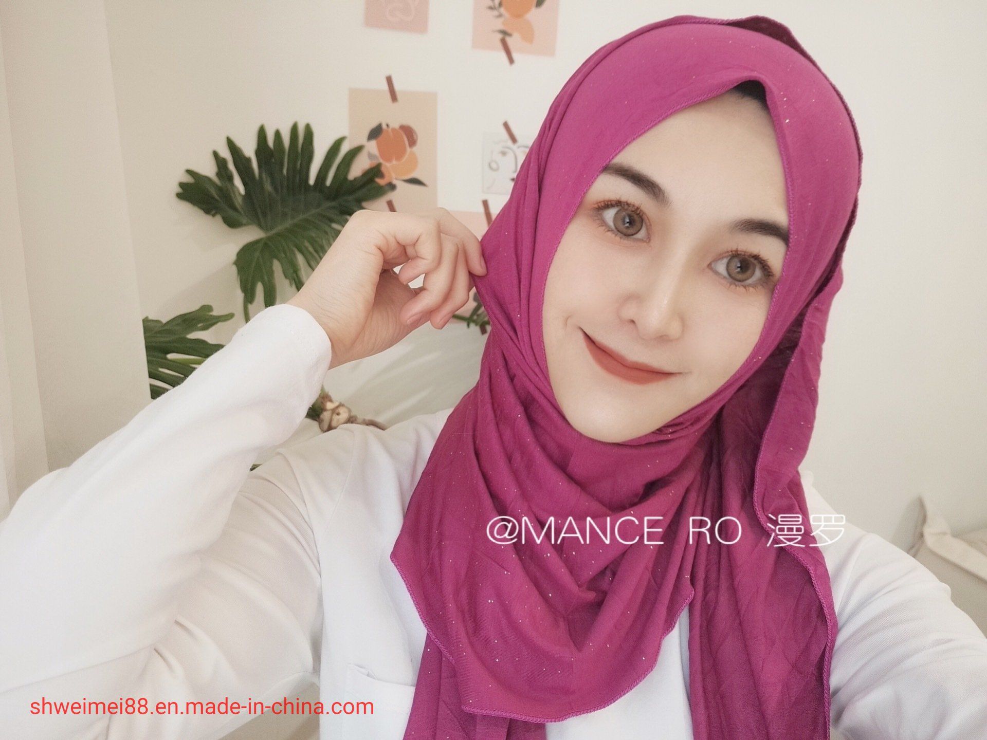 لماذا تعتبر الأوشحة مثلثية الشكل إكسسوار الشتاء الأهم؟ - الأوشحة مثلثية الشكل