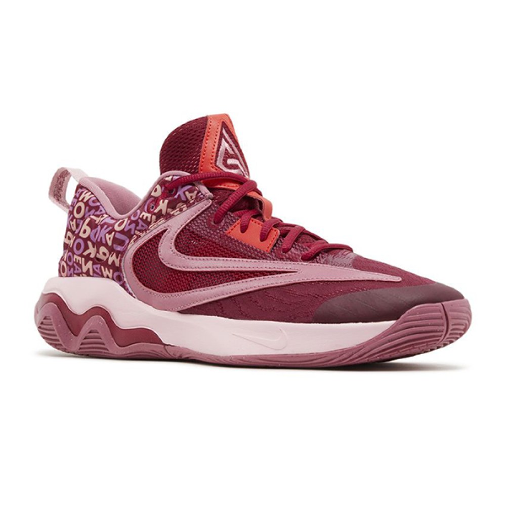 ثمانية وجهات محتملة لتجارة يانيس أنتيتوكونمبو - تجارة يانيس أنتيتوكونمبو