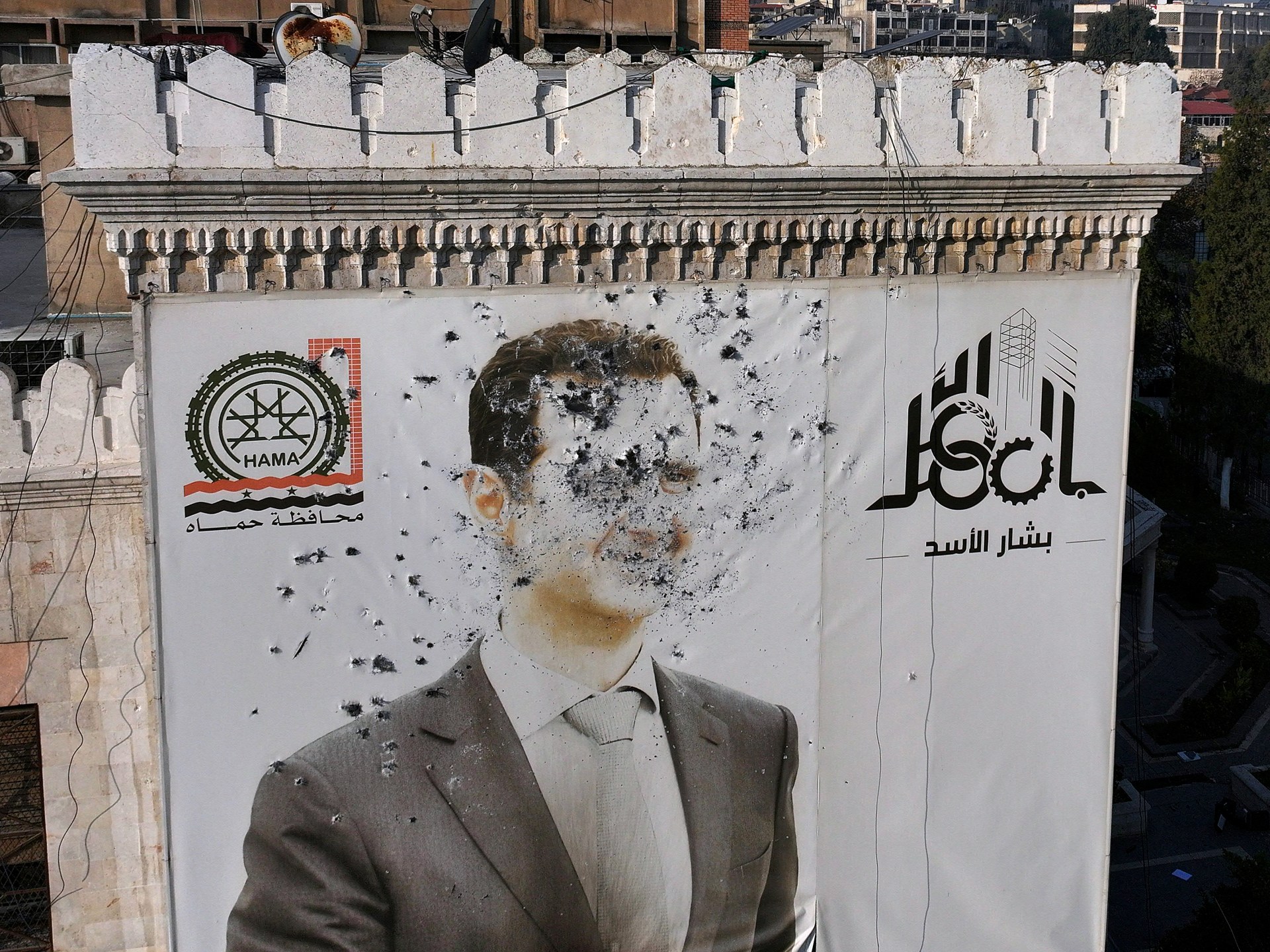 السوريون يحتفلون بذكرى سقوط بشار الأسد - سقوط بشار الأسد