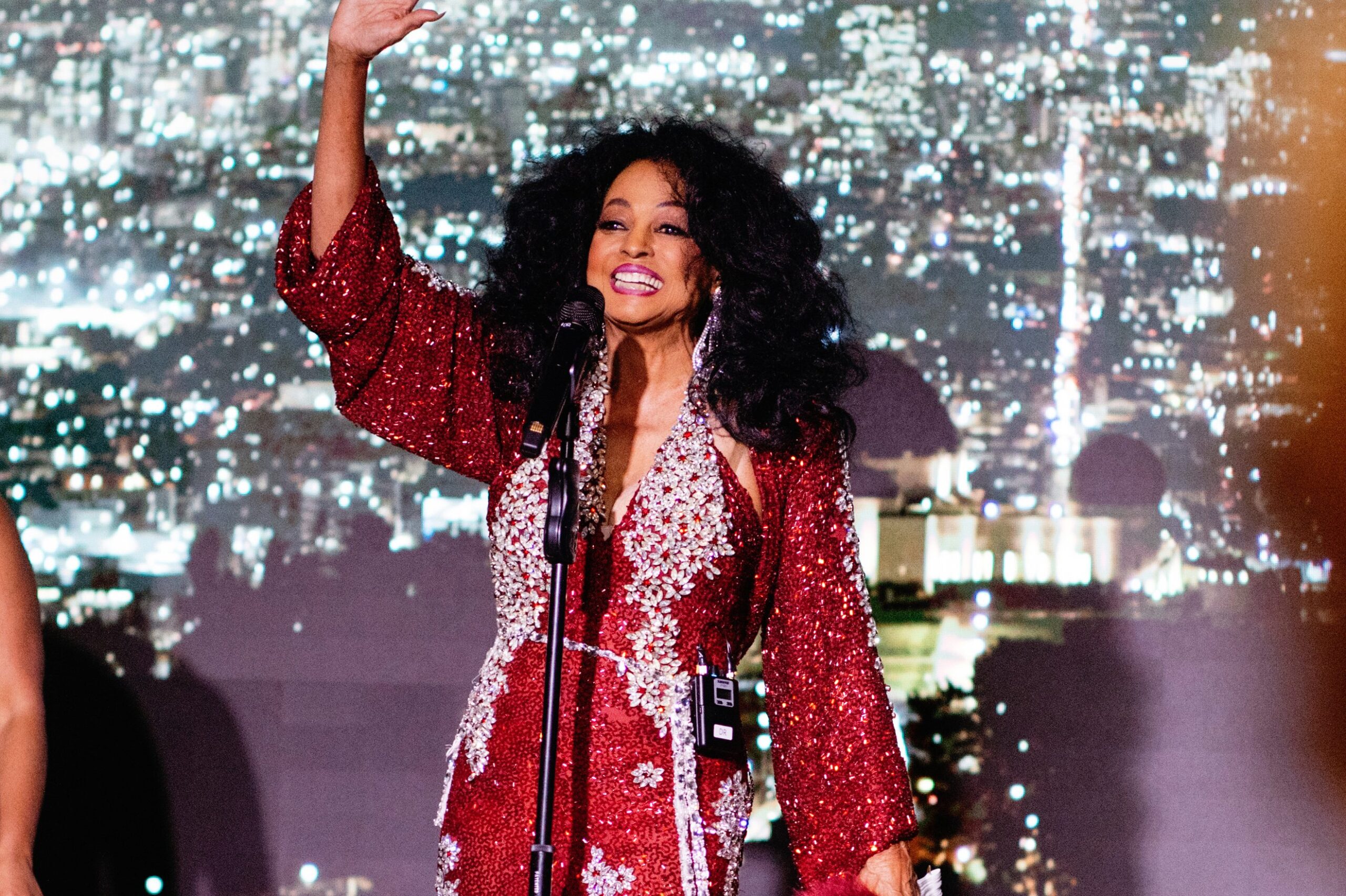 ديانا روس تتصدر حفلة “ديك كلارك” لاحتفالات رأس السنة - ديانا روس