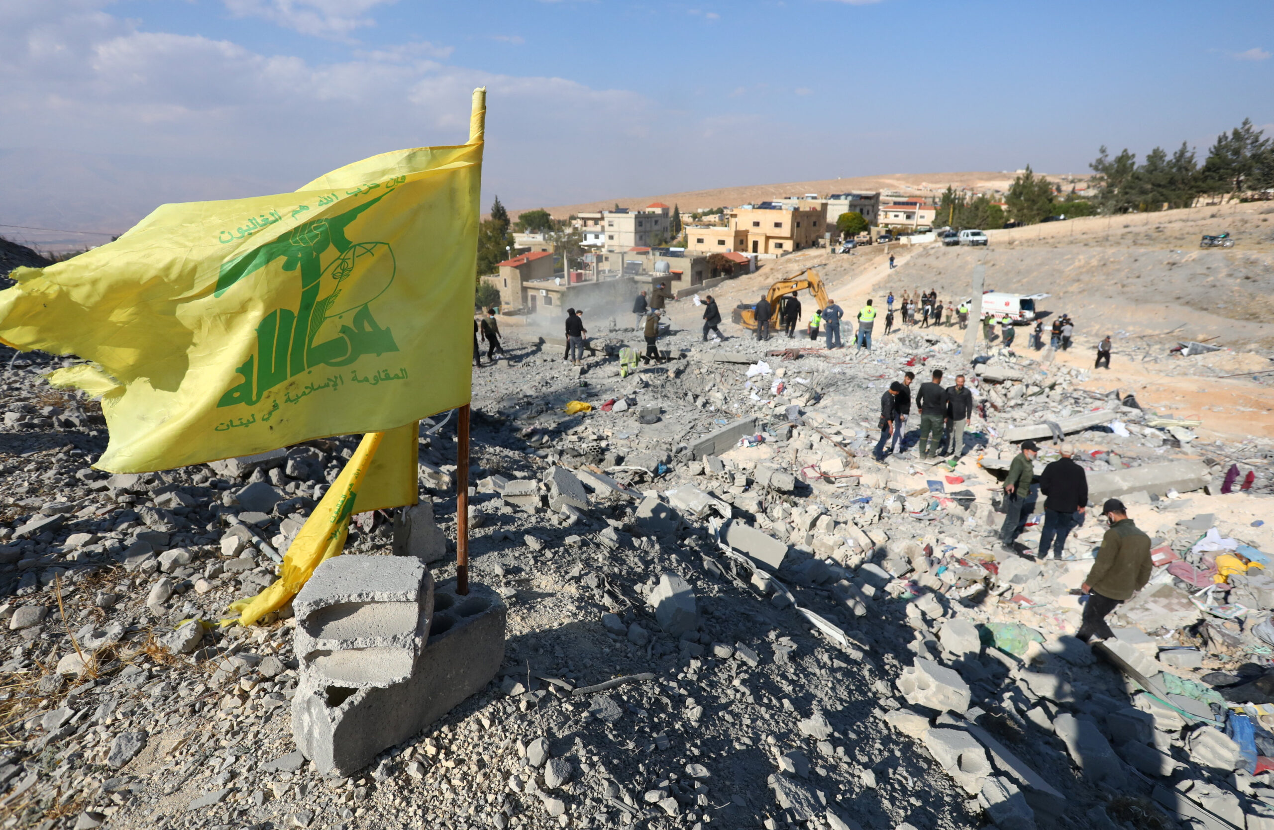 العراق يجمد أموال حزب الله اللبناني والحوثيين - العراق يجمد أموال حزب