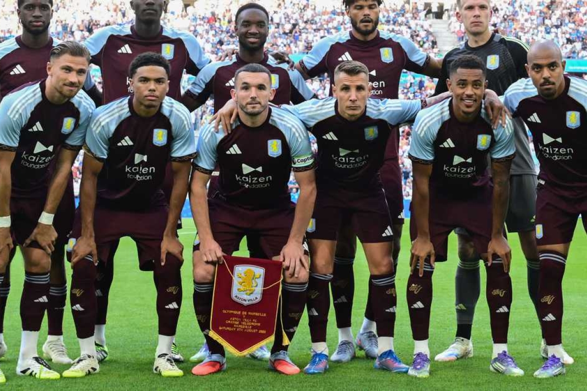 أستون فيلا يقفز من سفينة الكسل للمنافسة على لقب البريميرليغ