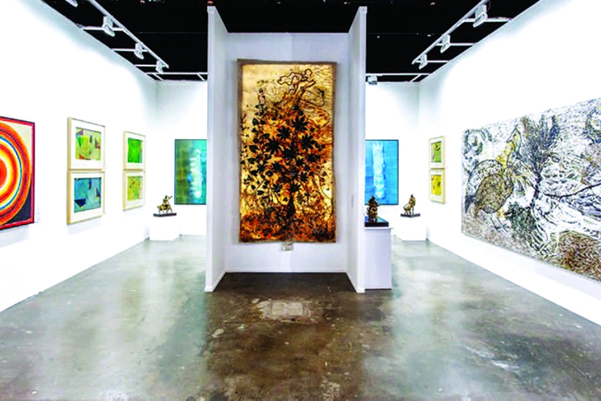 بين الثقافة والاستثمار.. سوق الفن يسجل أرقامًا قياسية في