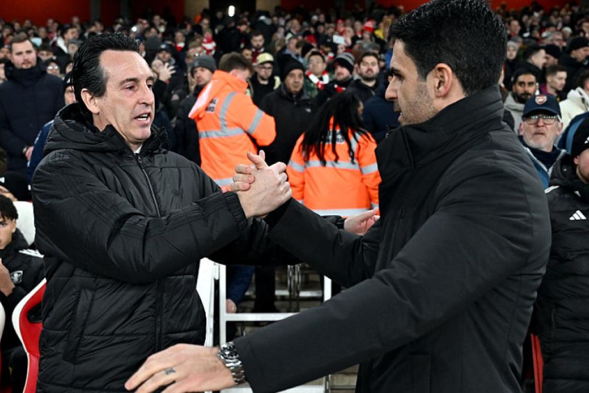 تصرف مدرب أستون فيلا عقب مباراة أرسنال: تحليل وتفاصيل