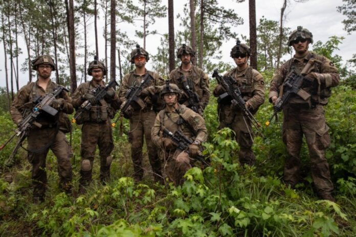 جنود الحرس الوطني آيوا تحديد جنود الحرس الوطني في آيوا