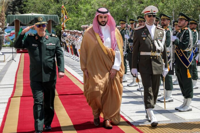 رسالة وزير الدفاع السعودي رسالة من وزير الدفاع السعودي