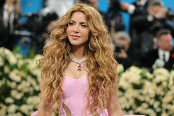 شاكيرا تؤدي مع أبنائها في الأرجنتين ولحظات مبهجة أخرى