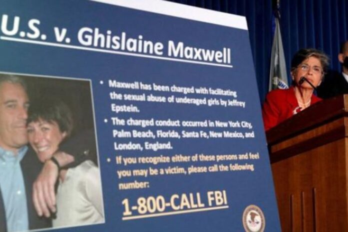 قاضي يكشف مواد هيئة المحلفين الكبرى في قضية غيسلين ماكسويل