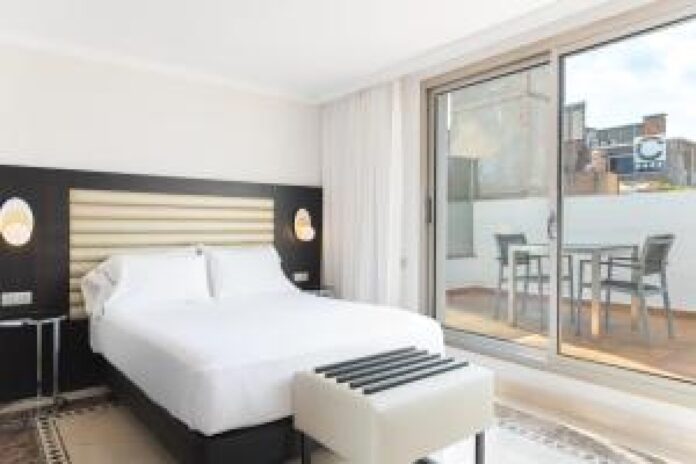 كريستال بالاس كوفيس كريستال بالاس ضد كوفيس: التشكيلات