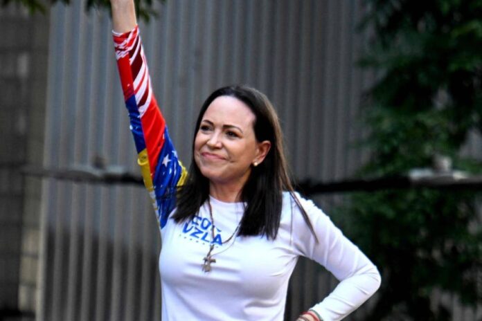 ماريا كورينا ماتشادو زعيمة المعارضة الفنزويلية ماتشادو تغيب