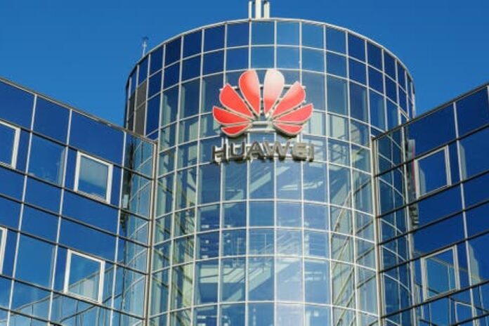 مخاوف التجسس مخاوف من التجسس: لماذا يريد سيناتور أمريكي