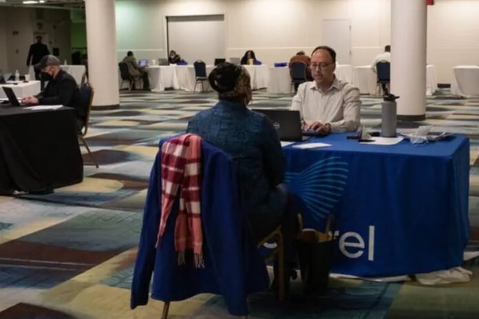 معدل البطالة المملكة المتحدة ارتفاع معدل البطالة في المملكة