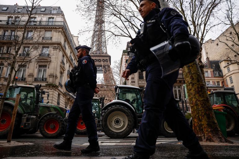 انقطاع شامل للإنترنت في إيران: نت بلوكس تكشف التفاصيل - انقطاع الإنترنت إيران