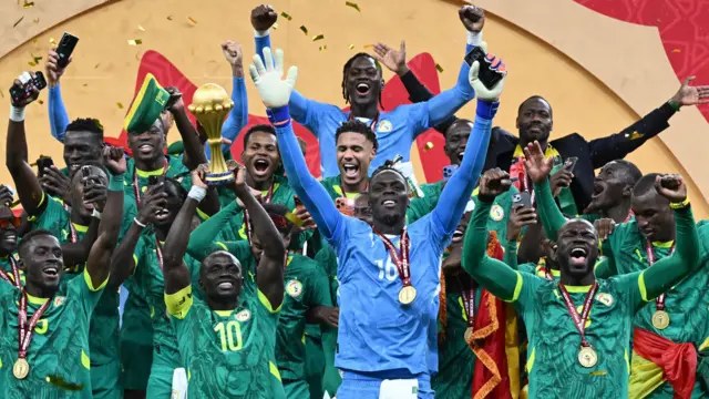 السنغال تتوج بلقب أفريقيا والمغرب يضيع الفرصة في اللحظات - كأس أمم أفريقيا