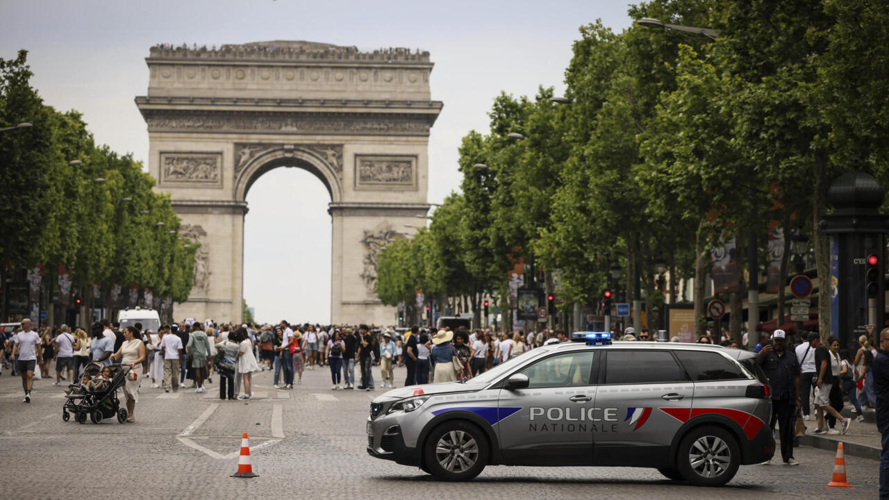 باريس تمنع تجمعات المشجعين في نهائي كأس أمم أفريقيا - نهائي كأس أمم أفريقيا